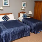 Hotell Leens 3*