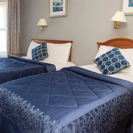 Hotel Leens 3*